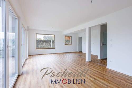 Geräumiges Wohnen Essen - 5 Zimmer Reihenendhaus zum Kaufen in Langquaid