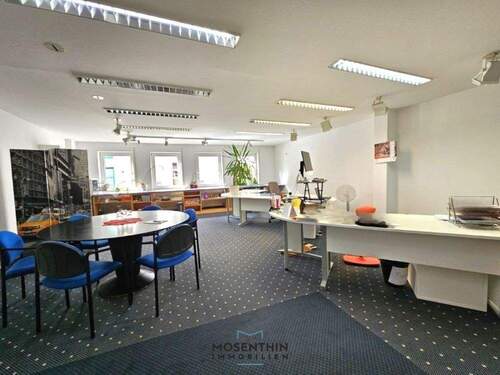 Büro im OG - 