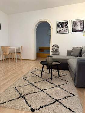 Wohnbereich - 2 Zimmer Etagenwohnung in Fürth