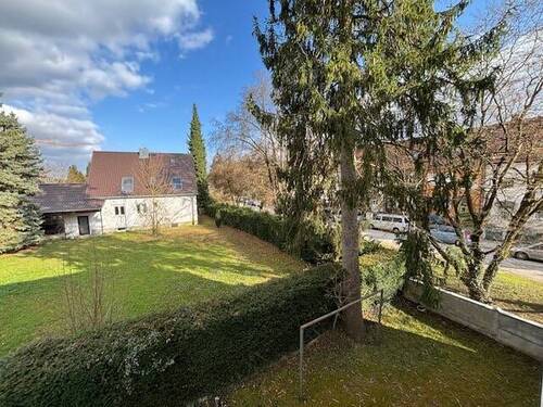 Blick auf Garten / Nachbarschaft - 