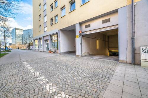 Einfahrt Tiefgarage - 