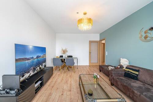 Wohn- & Esszimmer - Etagenwohnung mit 69,00 m&sup2; in München zum Kaufen