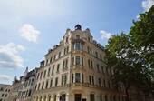 Hausansicht - 3 Zimmer Etagenwohnung zur Miete in Chemnitz