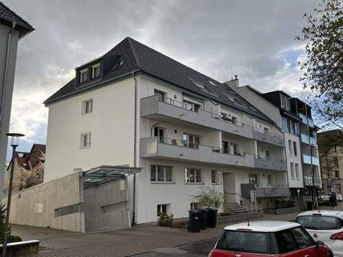 Ansicht Eingang - 3,5-Wohnung 5 min. zum Riettor auf 3,5 Zimmer auf 86 qm