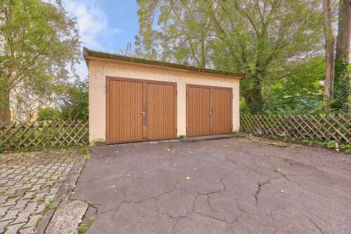 Garage - 