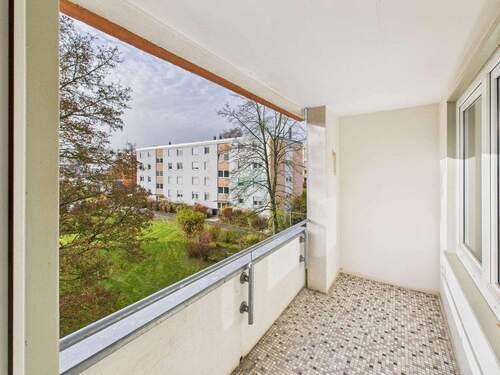 Balkon - 3 Zimmer Etagenwohnung zum Kaufen in Amberg