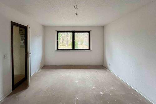 Altbestand Zimmer - Grundstück in Falkensee