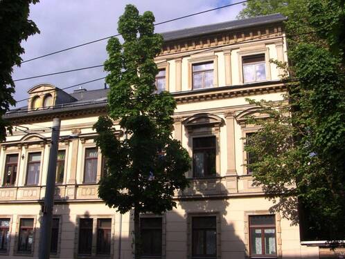 Hausansicht - 2 Zimmer Etagenwohnung zum Kaufen in Zwickau