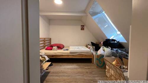 Kinderzimmer - Büro Hauptwohnung - 