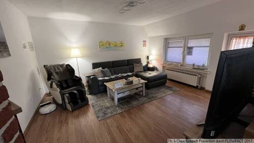 Wohnzimmer Hauptwohnung - 7 Zimmer Einfamilienhaus in Wardenburg