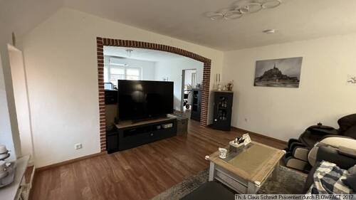 weitere Ansicht Wohnzimmer Hauptwohnung - Einfamilienhaus mit 205,00 m&sup2; in Wardenburg zum Kaufen