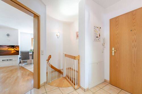 Treppe ins UG - 