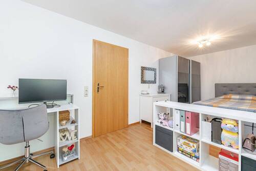 Schlafzimmer UG - 