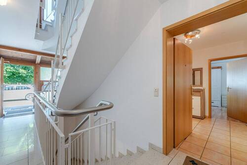 Eingang - 3 Zimmer Etagenwohnung zum Kaufen in Hausham