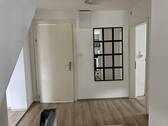 DG: Blick vom Home-Office zur Galerie - 