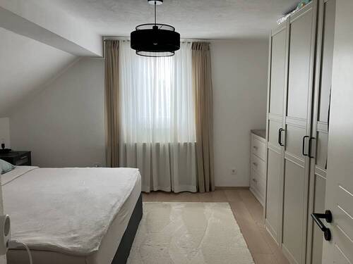 DG: Schlafzimmer 1 - 