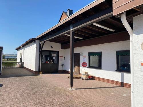 Anbau Lager und Verkaufsraum - 7 Zimmer Mehrfamilienhaus, Wohnhaus in Limburg