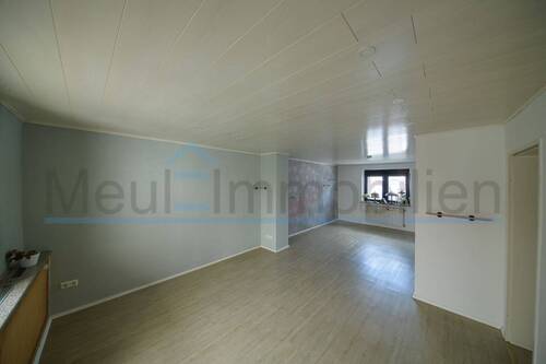 Wohn-/Essbereich - Einfamilienhaus mit 100,00 m² in Frechen zum Kaufen