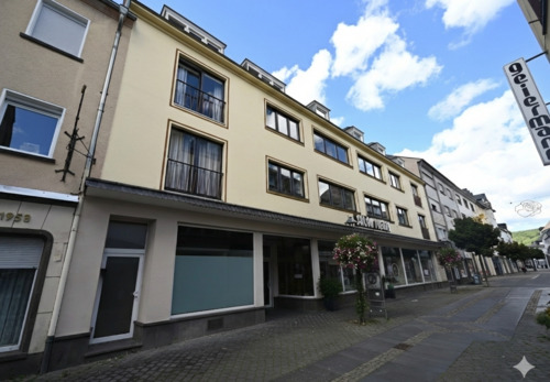 Straßenansicht - 2 Zimmer Mehrfamilienhaus, Wohnhaus zum Kaufen in Mayen