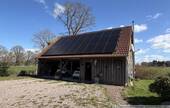 Scheune mit zwei Stellplätzen und Werkstatt - 