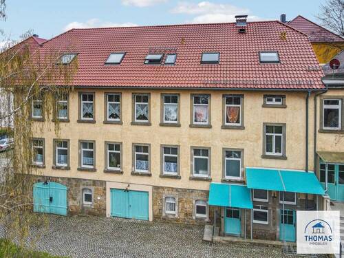 Seitenansicht 1 - Mehrfamilienhaus, Wohnhaus zum Kaufen in Neustadt