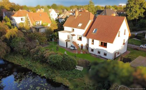 Ansicht hinten - 5 Zimmer Einfamilienhaus in Burg-Grambke