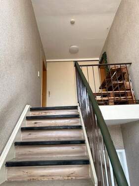 4 Eingangsbereich - Etagenwohnung mit 66,00 m² in Gingen an der Fils zum Kaufen