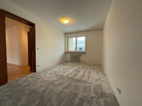 Zimmer - 3 Zimmer Etagenwohnung in Amberg