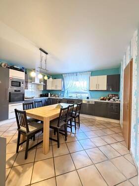 EG Küche - 6 Zimmer Doppelhaushälfte zum Kaufen in Hannover