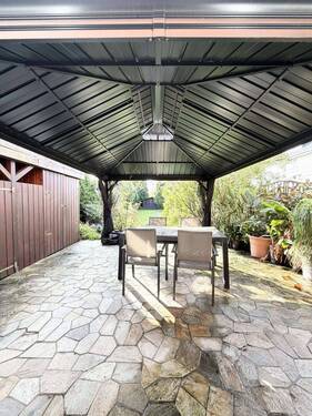 Terrasse mit Garten - Doppelhaushälfte mit 191,00 m&sup2; in Hannover zum Kaufen