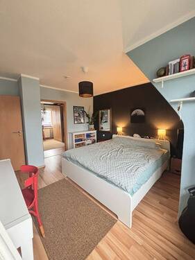 Schlafzimmer (6).JPG - 