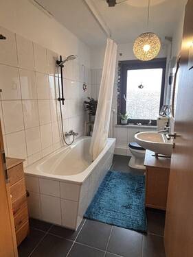 Badezimmer (1).JPG - 
