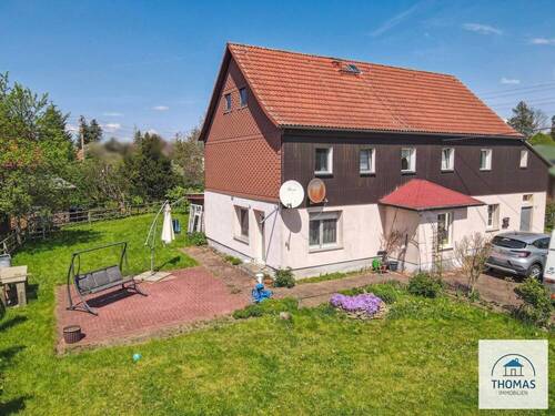 Außenansicht 1 - Bezauberndes 200m2 EFH (5,5 Zi.) inkl. Traumgarten für naturverbundene Familien in Niederottendorf!