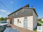 Hof (Eingang Heizung & Haus) - 