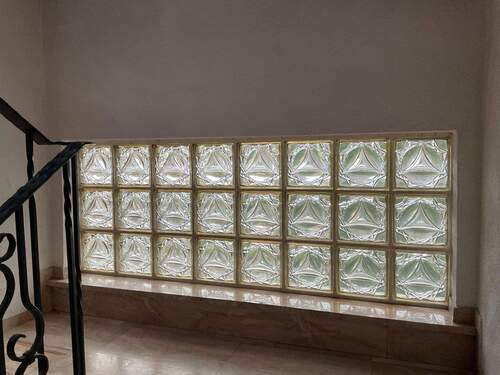 Treppenaufgang zum Dachgeschoss - 