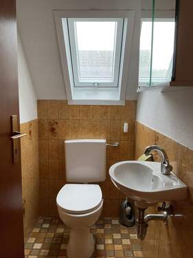 Gäste-WC im Dachgeschoss - 