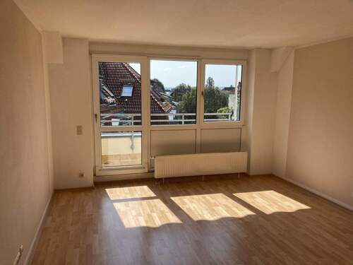 Wohnzimmer, Zugang Balkon - 