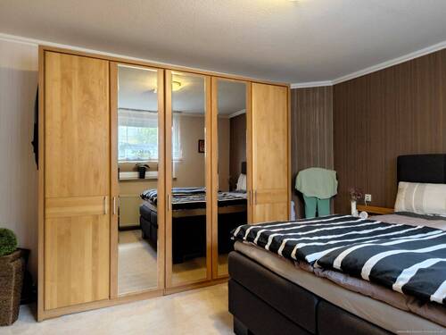 Schlafzimmer EG - 