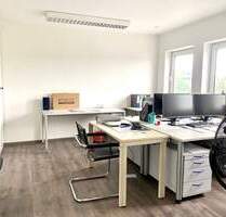 Büro mit 10 Zimmern in Mögeldorf nahe Business Tower - Nürnberg