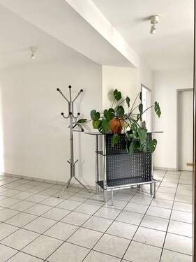 Empfangsbereich.jpg - 1 Zimmer Büro in Nürnberg