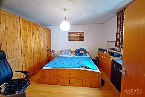 Schlafzimmer - 2 Zimmer Einfamilienhaus zum Kaufen in Battweiler