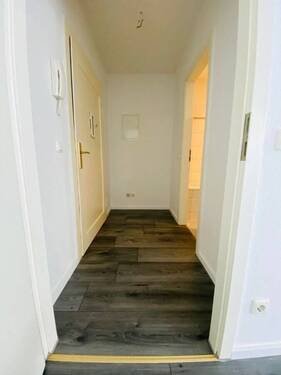 Bild... - 1 Zimmer Etagenwohnung zum Kaufen in Leipzig