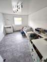 EG: Schlafzimmer - 