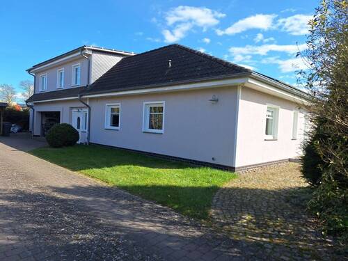 Ansicht - Gepflegtes Einfamilienhaus mit Einliegerwohnung in Dersekow nahe Greifswald