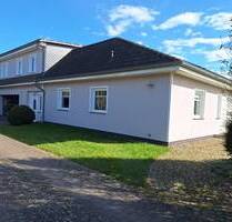 Gepflegtes Einfamilienhaus mit Einliegerwohnung in Dersekow nahe Greifswald