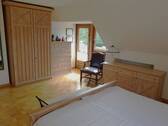 Schlafzimmer 2 OG - 