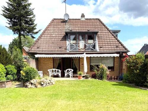 Idyllische Gartenseite - Charmantes Wohnhaus in Lübeck Nähe Fischerdorf Gothmund