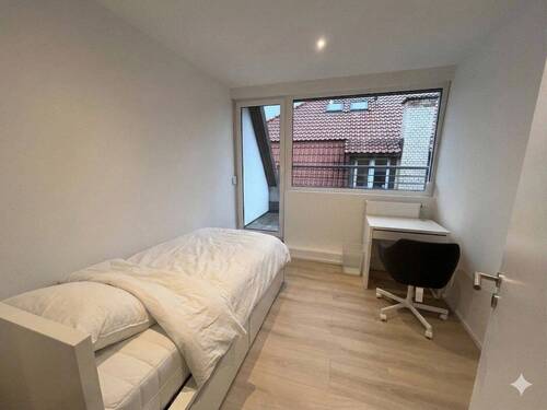 Zimmer 4 - 