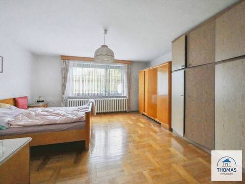 Schlafzimmer 1 b - 