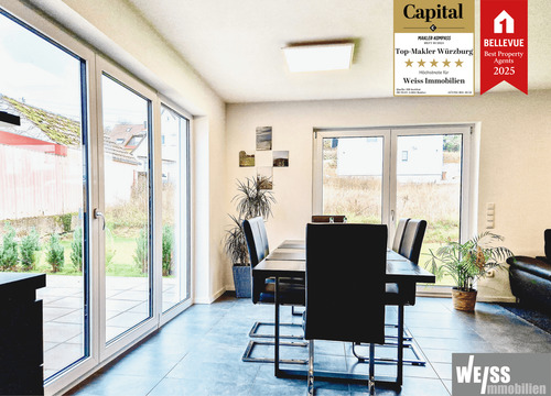 Blick aus Küche - Seniorengerechte PREMIUM Erdgeschoss-Wohnung mit Garage und großer Terrasse